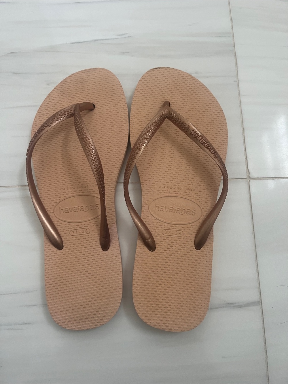 Havaianas Slim Flip Flops in Rose Gold Straps and Blush Footbed